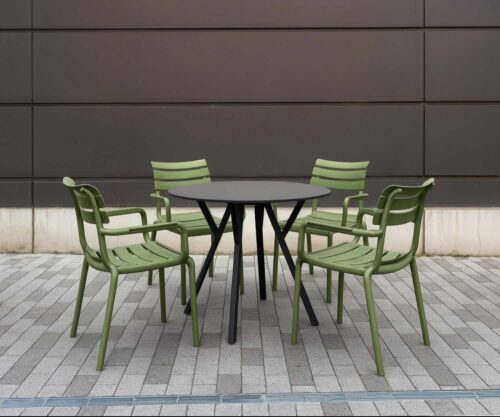 Max Outdoor Round Table by FHG